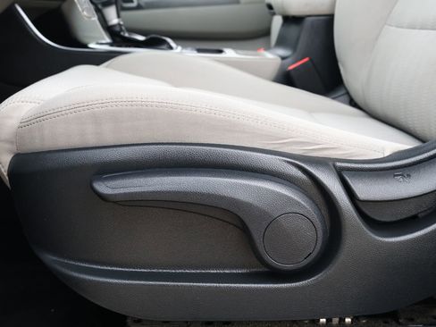 Used 2020 Kia Sportage LX image 26