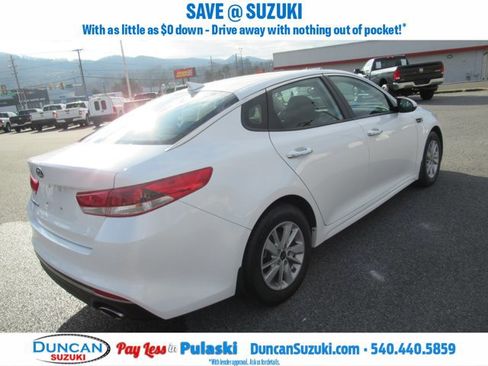 Used 2017 Kia Optima LX image 3