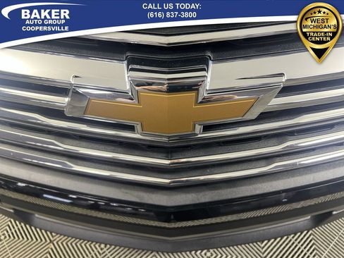 Used 2023 Chevrolet Traverse LT w/ LPO, Floor Liner Package image 29