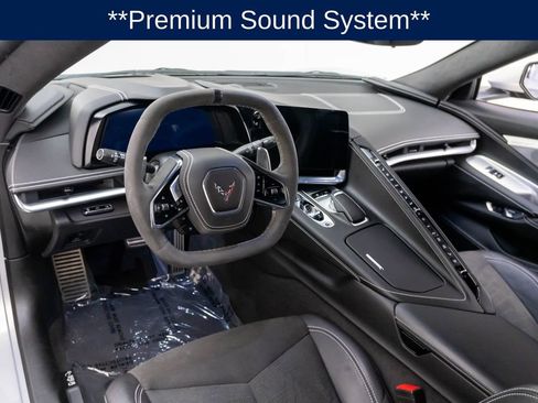 Used 2024 Chevrolet Corvette Stingray Premium Cpe w/ 3LT RWD image 10
