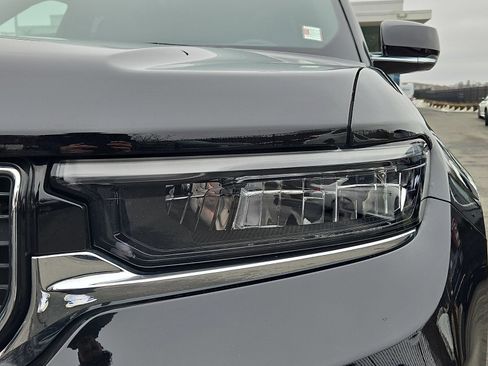 Used 2023 Jeep Grand Cherokee L Overland w/ Advanced Protech Group III image 9