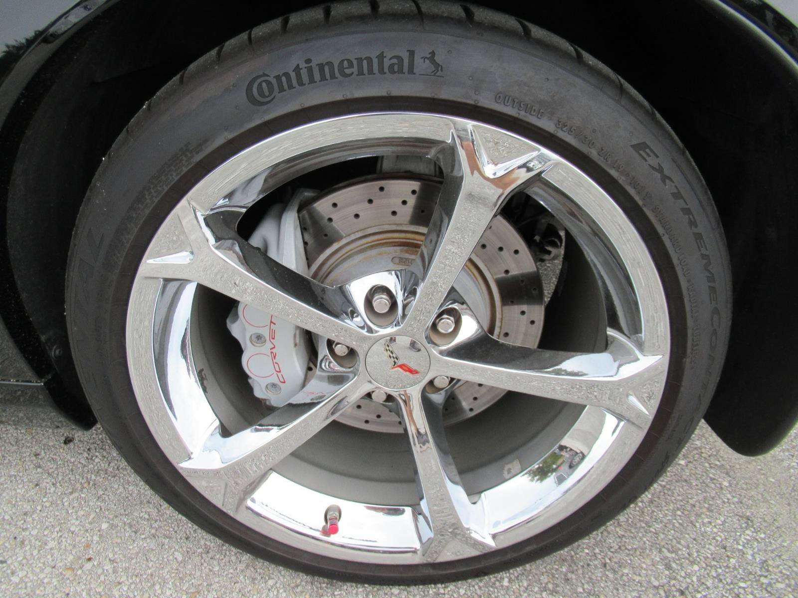 Used 2011 Chevrolet Corvette Grand Sport w/ Preferred Equipment Group RWD image 9