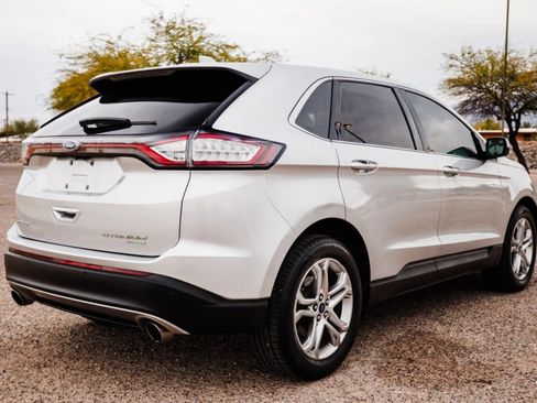 Used 2018 Ford Edge Titanium image 5
