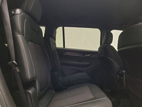 Used 2024 Jeep Grand Cherokee L Laredo AWD/4WD image 19