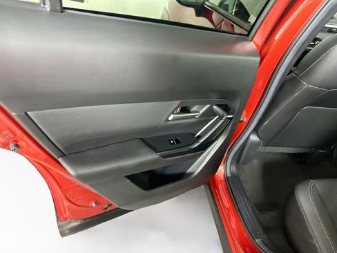 Used 2025 MAZDA CX-50 AWD 2.5 S w/ Premium Package image 27