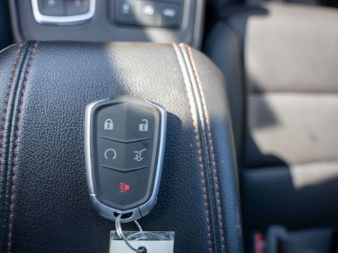 Used 2021 Cadillac XT4 Sport w/ Cold Weather Package image 31