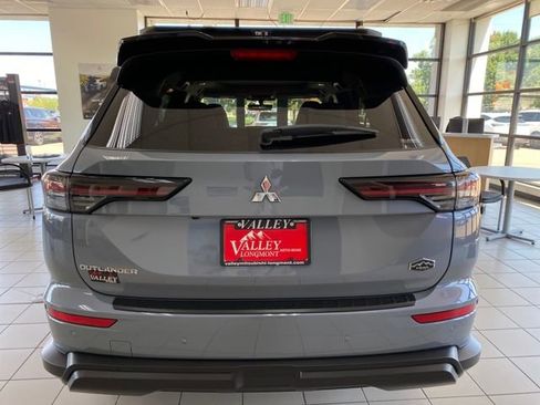 New 2025 Mitsubishi Outlander Trail Edition image 4
