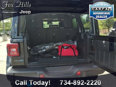 Used 2024 Jeep Wrangler Unlimited Rubicon 4xe AWD/4WD image 10