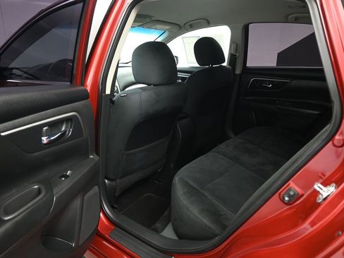 Used 2015 Nissan Altima 2.5 S w/ Power Driver Seat Package image 19