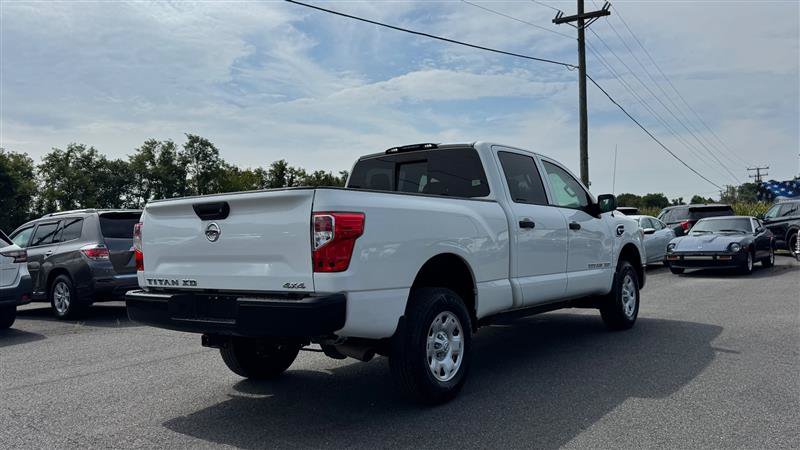 Used 2017 Nissan Titan S AWD/4WD image 5