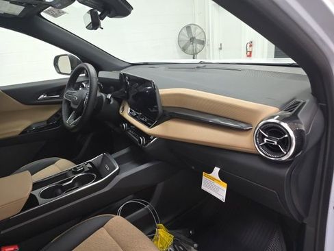 New 2026 Chevrolet Equinox ACTIV w/ Safety and Technology Package image 29