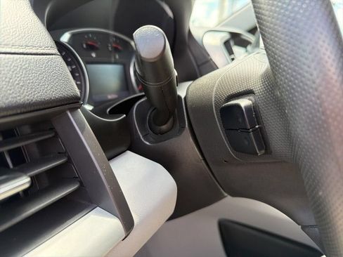 Used 2022 GMC Terrain SLE w/ Driver Convenience Package FWD image 48
