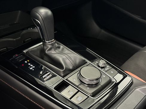 Used 2025 MAZDA CX-30 Carbon image 33