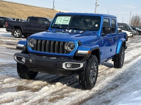 New 2026 Jeep Gladiator Sport image 10