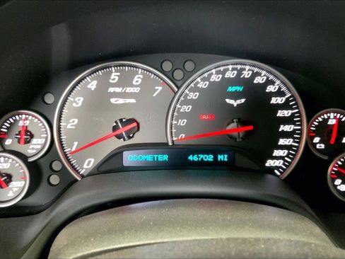 Used 2009 Chevrolet Corvette Z06 w/ Preferred Equipment Group RWD image 18