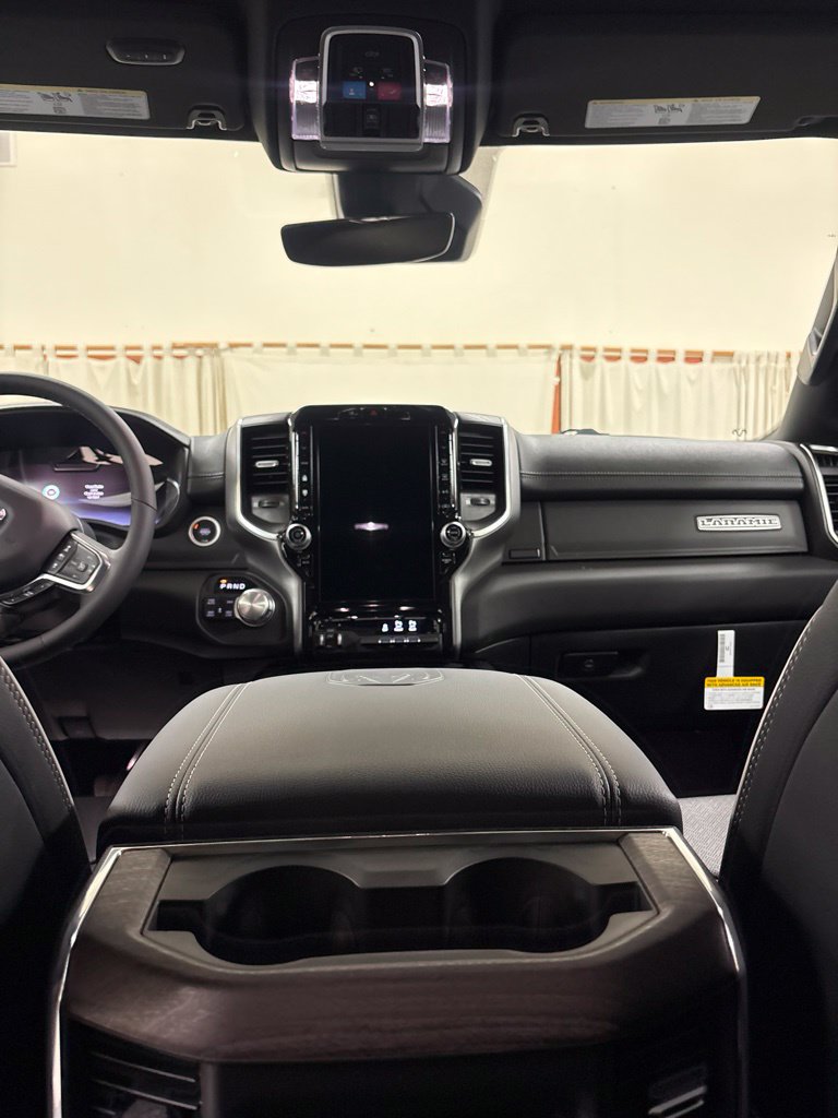 New 2027 RAM 1500 Laramie AWD/4WD image 15