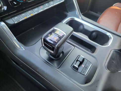 Certified 2022 GMC Sierra 1500 Denali Ultimate AWD/4WD image 18