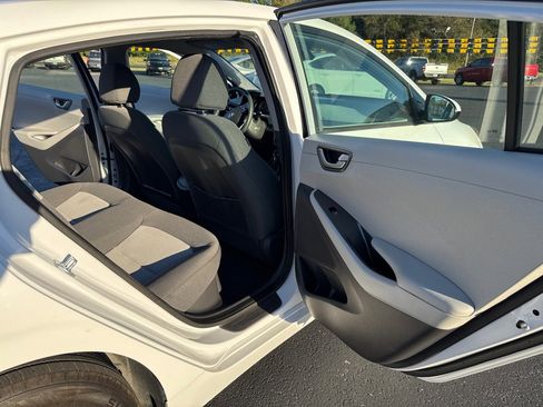 Used 2020 Hyundai Ioniq Blue image 14