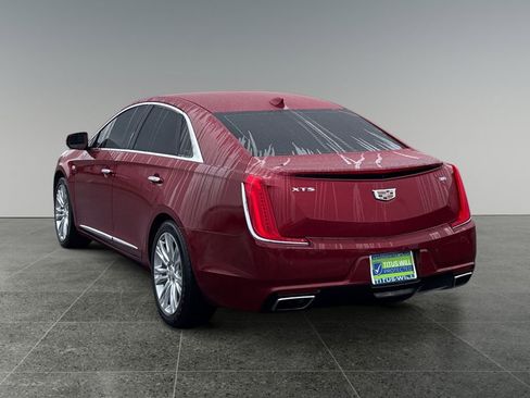 Used 2019 Cadillac XTS Luxury image 5