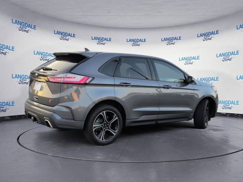 Used 2021 Ford Edge ST image 4