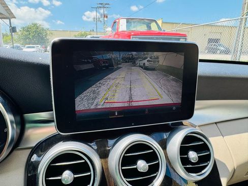 Used 2018 Mercedes-Benz C 300 Sedan w/ Multimedia Package image 22