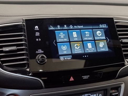 Used 2023 Honda Passport EX-L image 19