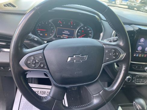 Used 2021 Chevrolet Traverse RS w/ LPO, Floor Liner Package AWD/4WD image 18