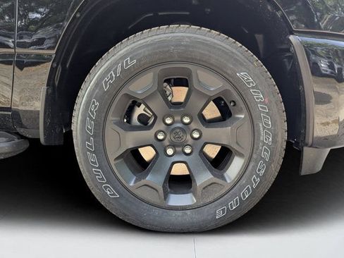 New 2026 RAM 1500 Express AWD/4WD image 10