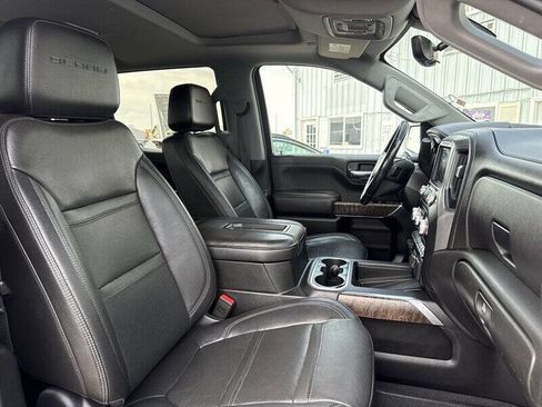 Used 2019 GMC Sierra 1500 Denali w/ Denali Ultimate Package AWD/4WD image 22