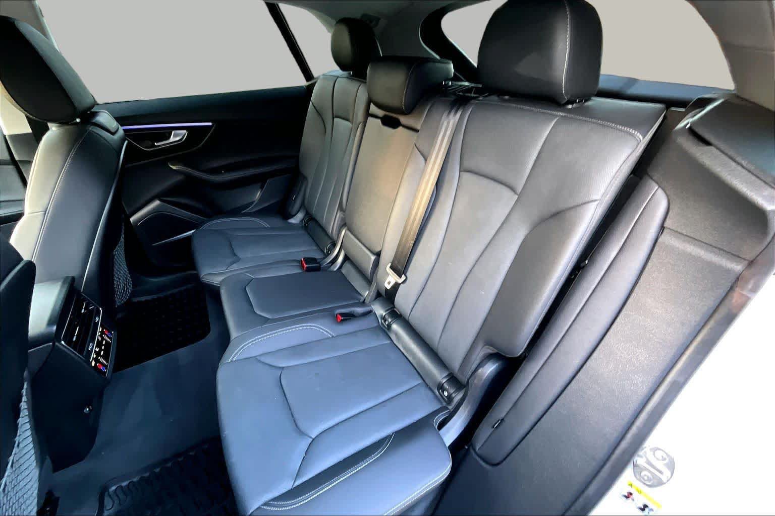 Certified 2023 Audi Q8 Premium Plus AWD/4WD image 21