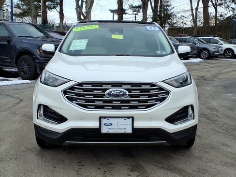 Certified 2022 Ford Edge Titanium image 9
