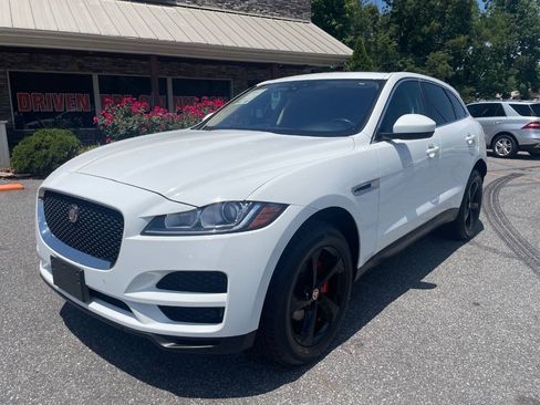 Used 2019 Jaguar F-PACE AWD/4WD image 4