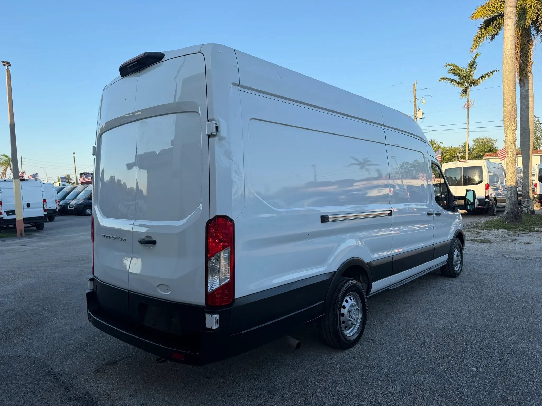 Used 2023 Ford Transit 350 148 High Roof Extended AWD w/ Load Area Protection Package image 7