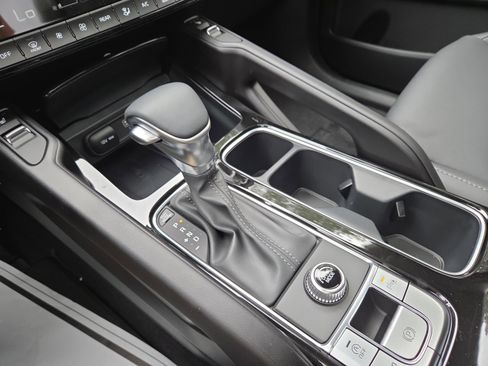 New 2025 Kia Telluride S image 23