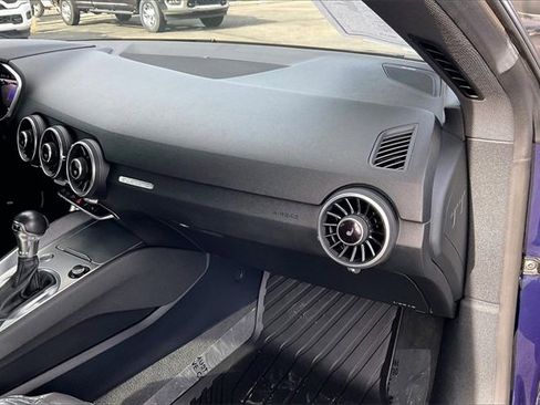 Used 2019 Audi TT 2.0T w/ Technology Package image 16