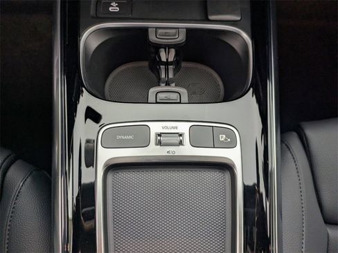 New 2026 Mercedes-Benz GLA 250 image 16