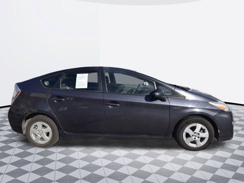 Used 2011 Toyota Prius Three image 5