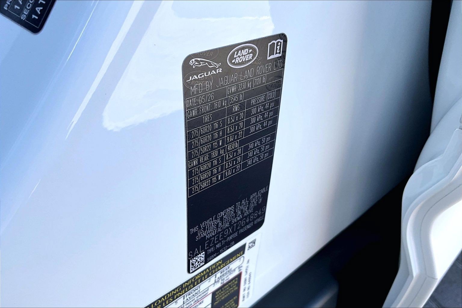 New 2026 Land Rover Defender 110 OCTA AWD/4WD image 13
