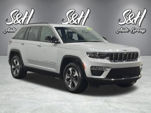 Used 2024 Jeep Grand Cherokee Limited 4xe AWD/4WD image 2