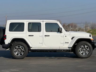 New 2026 Jeep Wrangler Unlimited Sahara w/ Safety Group