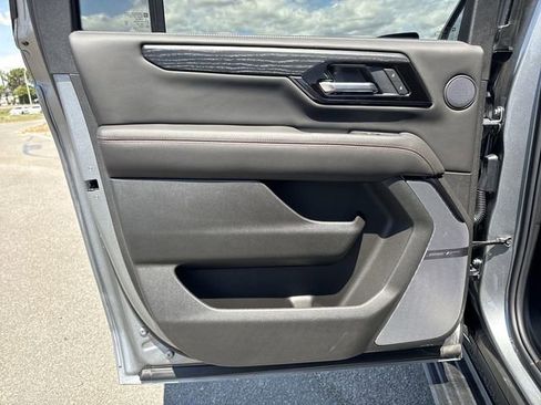 New 2026 GMC Yukon XL AT4 Ultimate AWD/4WD image 23