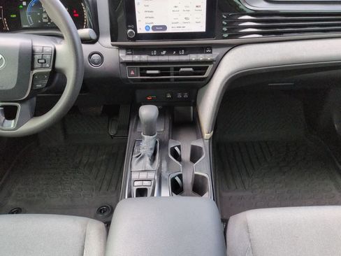 Certified 2025 Toyota Camry LE FWD image 18