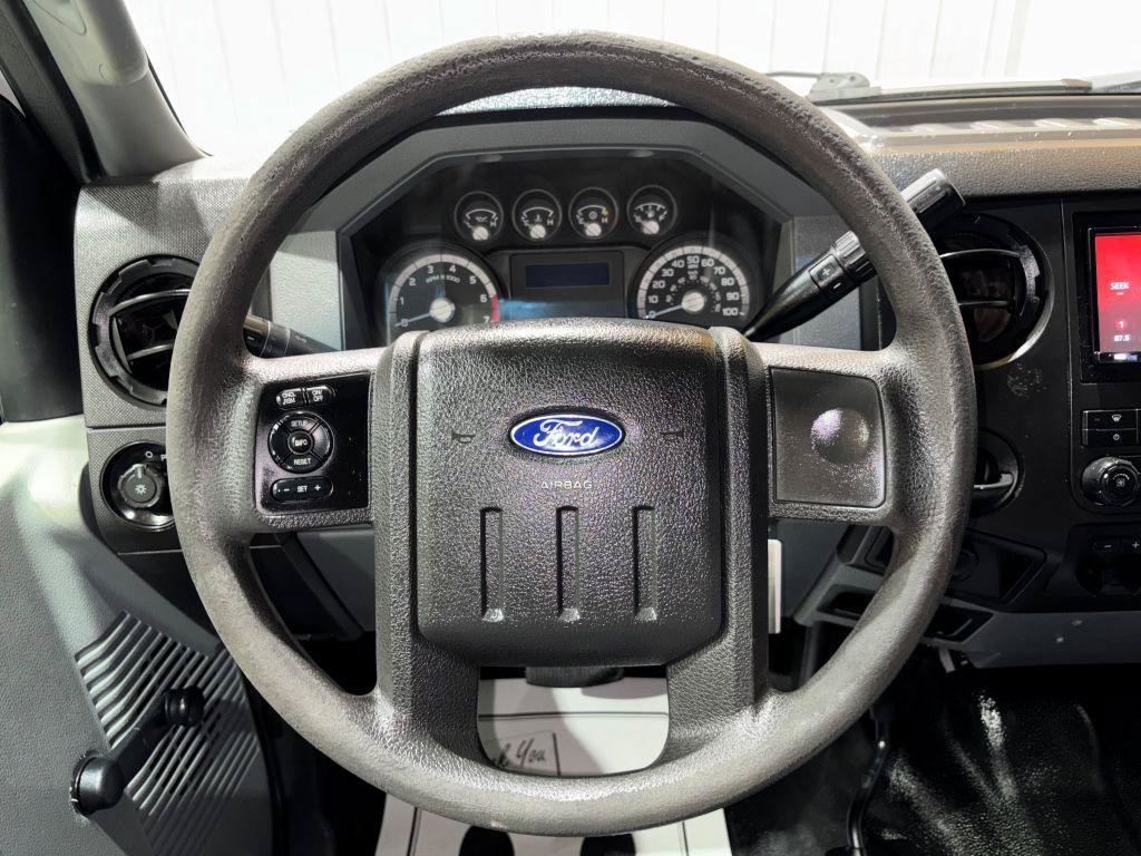 Used 2015 Ford F250 XL w/ Camper Package AWD/4WD image 18