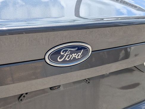 Used 2020 Ford Fusion SE FWD image 12