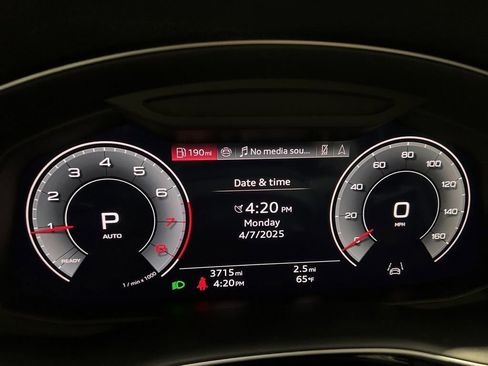 Used 2025 Audi Q7 3.0T Premium w/ Convenience Package image 40