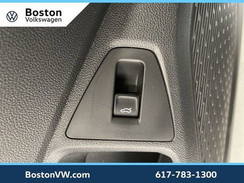 New 2026 Volkswagen Jetta SEL FWD image 28