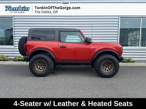 Used 2022 Ford Bronco Black Diamond image 2