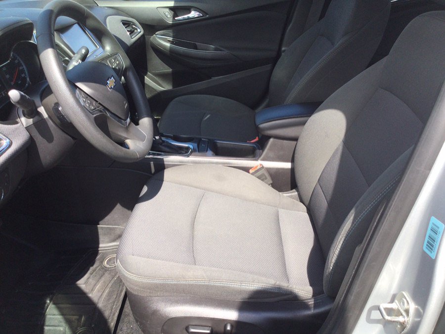 Used 2017 Chevrolet Cruze LT w/ Convenience Package FWD image 19