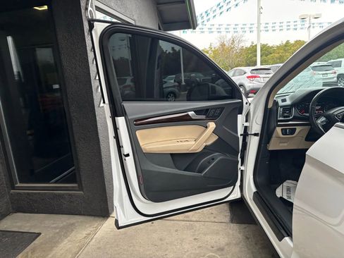 Used 2019 Audi Q5 2.0T Premium image 7