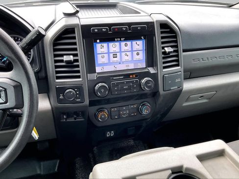 Used 2019 Ford F250 XL w/ STX Appearance Package AWD/4WD image 7